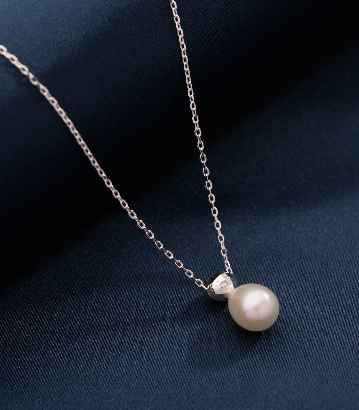 Pearl Drop Necklace (Silver)