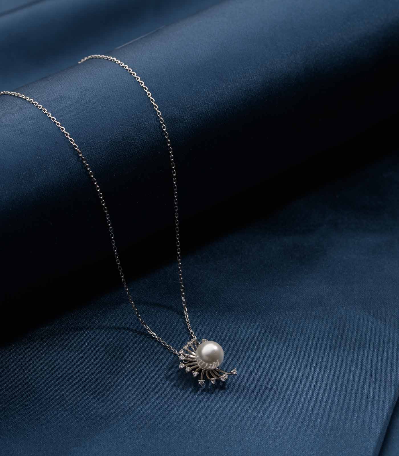 Majestic Spark Necklace (Silver)