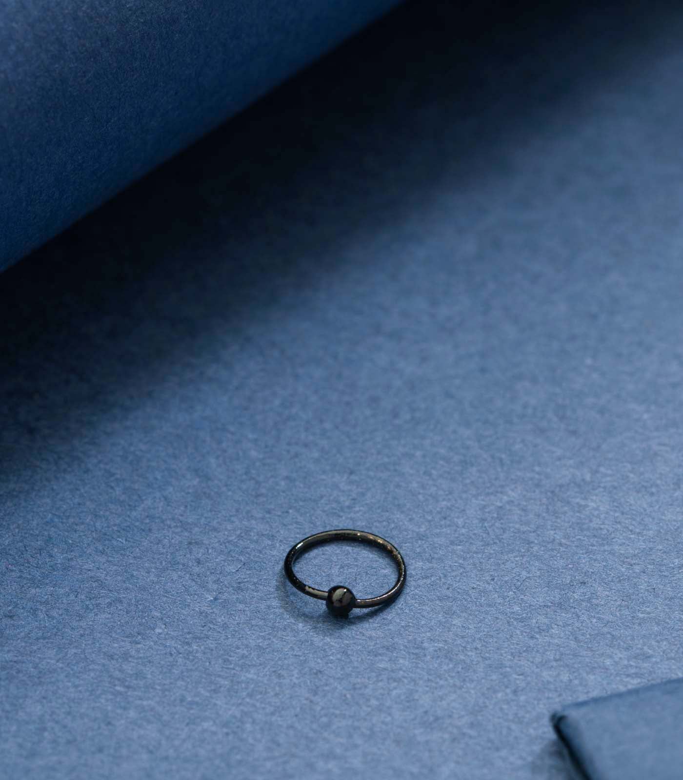 Silver Simple Nose Ring (Black)