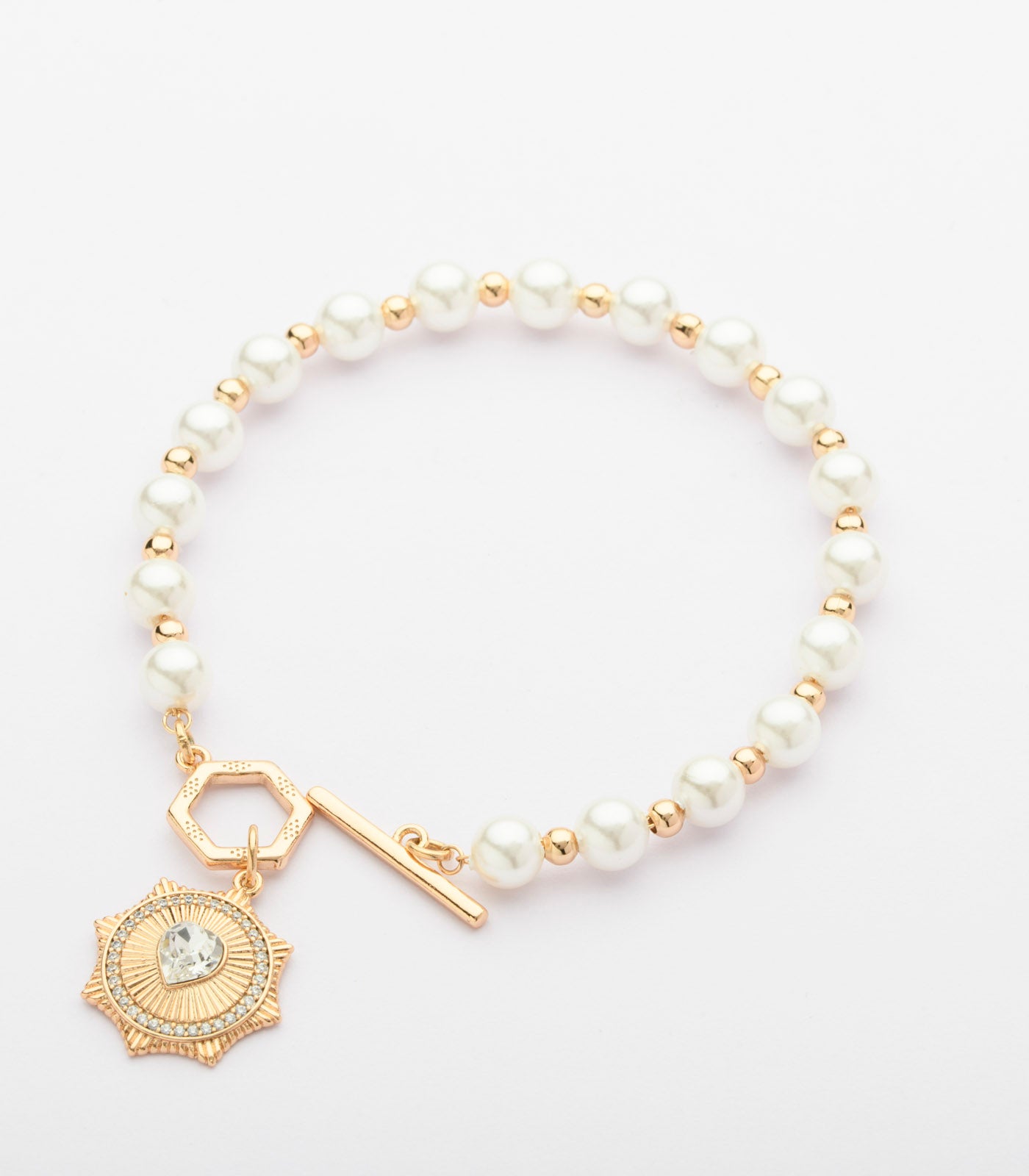 Hand Finished Dazzling Pearl Bracelet (Brass)